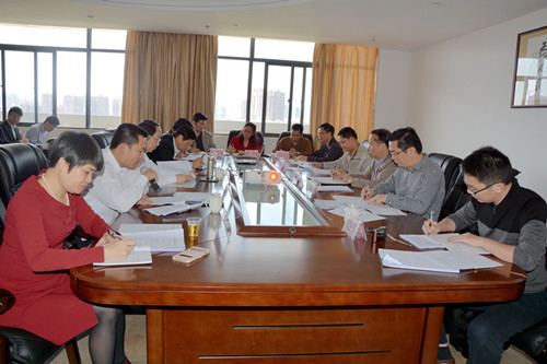 �ֳ��㱨��